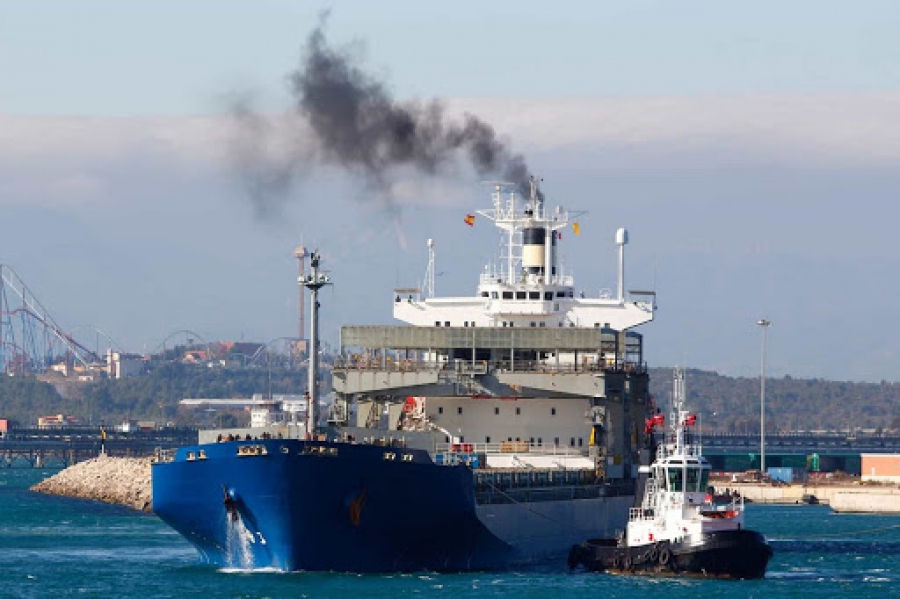 T&E: Το σχέδιο της ΕΕ για την ναυτιλία αφήνει εκατομμύρια τόνους CO2 ανεξέλεγκτους