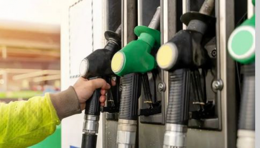 Σε τροχιά αποκλιμάκωσης οι τιμές των καυσίμων - Υποχωρούν βενζίνη και ντίζελ