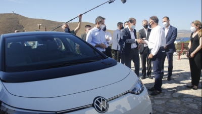 Αστυπάλαια: Τι συζήτησε ο πρωθυπουργός με τον διευθύνοντα σύμβουλο του ομίλου Volkswagen