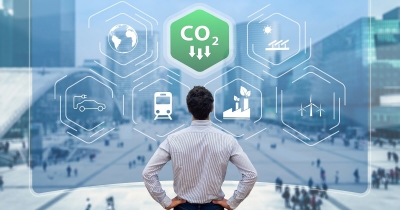 Handelsblatt: Παράταση των δωρεάν δικαιωμάτων CO2 για τη βιομηχανία προτείνει η Κομισιόν