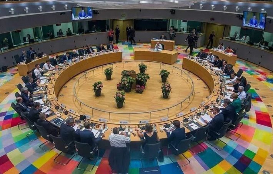 Bloomberg: Πράσινο φως για έκτακτο φόρο στα κέρδη των εταιρειών ενέργειας της ΕΕ