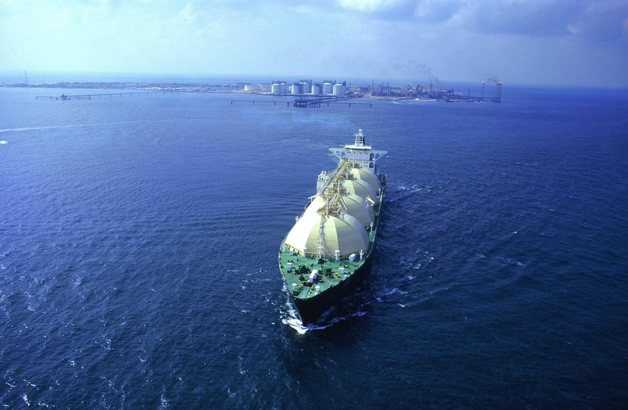 Adnoc Gas: Το deal με την TotalEnergies για προμήθεια LNG έναντι 1,2 δισ. δολ.