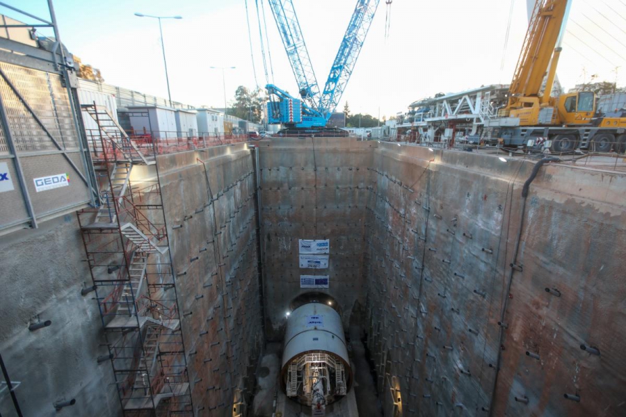 Μετρό Αθήνας: Η “Αθηνά” ξεκινά το ταξίδι στο έδαφος της πόλης για τη νέα Γραμμή 4