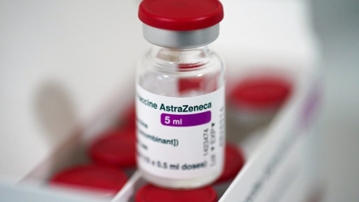 AstraZeneca: Αποτελεσματικό το εμβόλιο κατά 76% στον νέο κορονοϊό