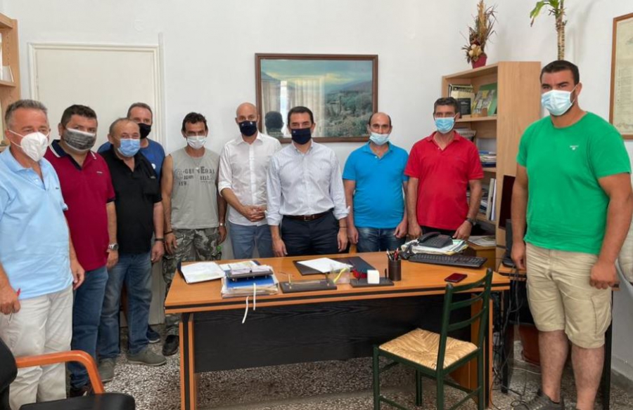 Σκρέκας: Οικονομική ενίσχυση 700.000 ευρώ στους δασικούς συνεταιρισμούς της Β. Εύβοιας