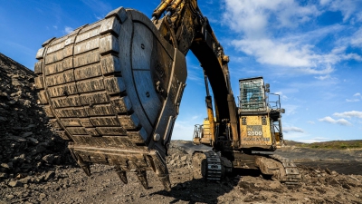Η Ρωσία σχεδιάζει πακέτο βοήθειας 800 εκατομμυρίων δολαρίων για τη βιομηχανία άνθρακα
