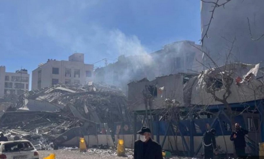 Ισοπεδώθηκε το κτίριο της Συνέλευσης των Εμπειρογνωμόνων  στην Τεχεράνη - Είχαν συγκεντρωθεί για να εκλέξουν τον νέο ηγέτη