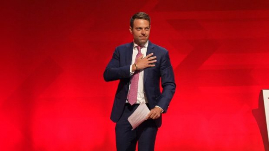 Καθαρή επικράτηση Κασελάκη στον ΣΥΡΙΖΑ με 57%