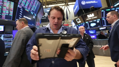 Παράταση της εκεχειρίας ΗΠΑ-Ιράν: Aνεβαίνει κατά 385 μονάδες o Dow Jones -  Ανοδική πορεία και για S&P, Nasdaq