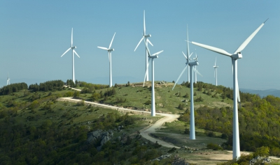 Όμιλος Κοπελούζου: Εγκρίθηκε η ΑΕΠΟ για το project των 204,7 MW στις Κυκλάδες - Τι περιλαμβάνει