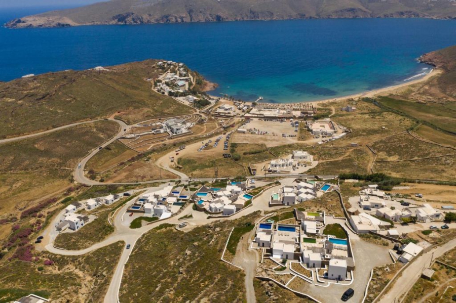 ΥΠΕΝ: Κοινοποίηση και βεβαίωση προστίμου 13,1 εκατ. που επιβλήθηκε σε beach bar στη Μύκονο