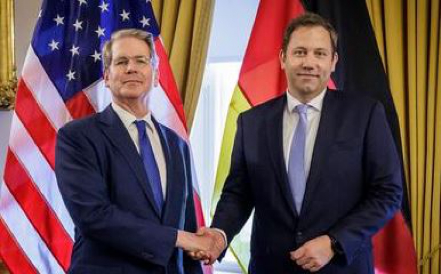 Κομισιόν κατά Βερολίνου - Τι απαντά στην κριτική του υπουργού Οικονομικών για την εμπορική συμφωνία των ΗΠΑ