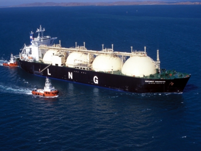 Entso G: Κίνδυνο περικοπών φέρνει η υποαποθήκευση (57,5%) - Bloomberg: Έρχονται άλλα 20 LNG Tankers