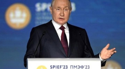 Putin: Οι μειώσεις της παραγωγής πετρελαίου του ΟΠΕΚ+ δεν είναι πολιτικές
