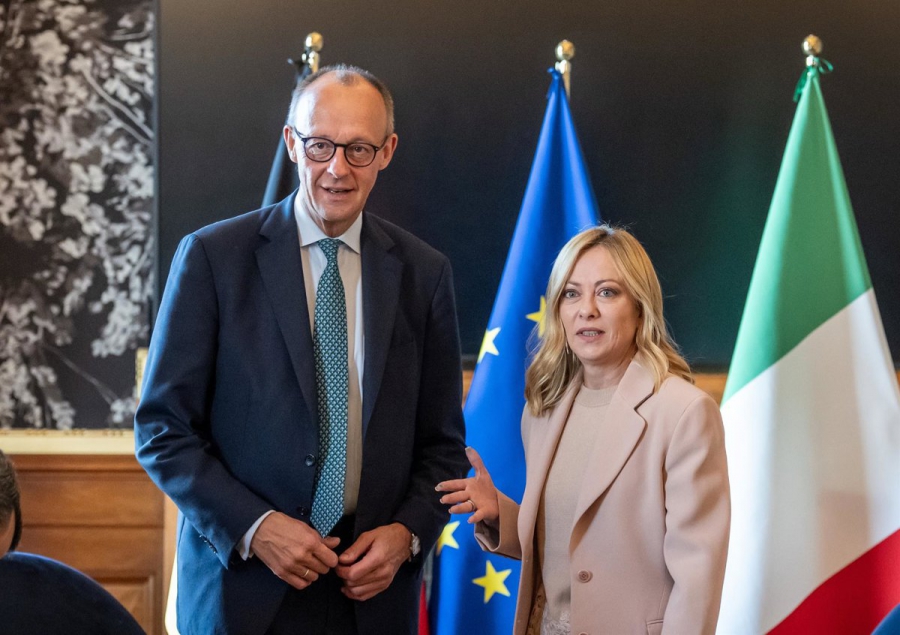 Meloni και Merz στο πλευρό Sanchez μετά τις απειλές Trump για πιθανή αποχώρηση της Ισπανίας από το ΝΑΤΟ