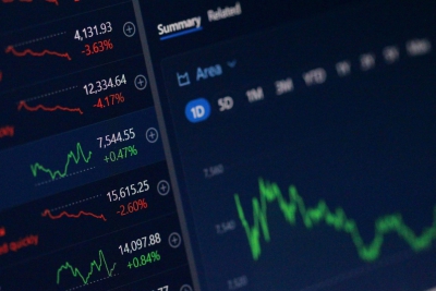 ΧΑ: Πτώση 1,18% στις 2.033- ΔΕΗ (-1,46%) 14,18e, Μetlen (-1,75%) 50,4e, ΜΟΗ 25,74e (-0,46%), ΒΙΟΧΑΛΚΟ 6,88 (+0,29%)