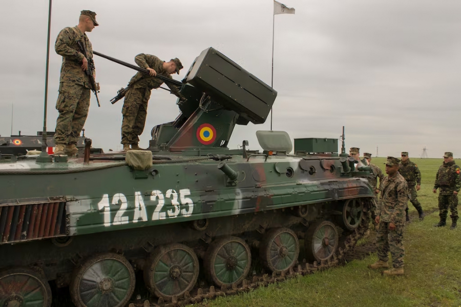 Ρουμανία και Πολωνία επιλέγουν διαφορετικές στρατηγικές για την ενίσχυση του στόλου των τεθωρακισμένων τους