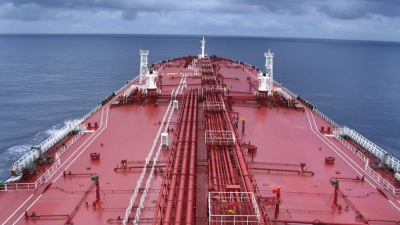 Κατακόρυφη πτώση στη ναύλωση τάνκερ προκαλεί η μείωση της ζήτησης πετρελαίου