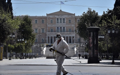 Euractiv: Προς lockdown η Ελλάδα αλά Γαλλία σύμφωνα με κυβερνητικές πηγές