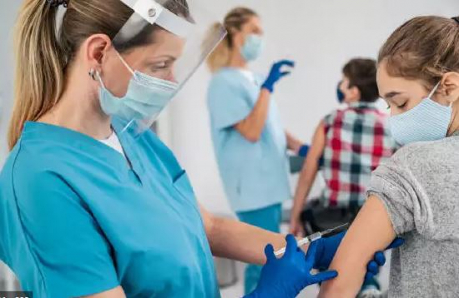 Παιδιά 5-11 ετών - Ξεκινούν την άλλη εβδομάδα οι εμβολιασμοί