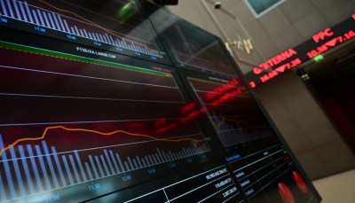 ΧΑ: Yποχώρηση 0,36% στις 1.721 μονάδες - Metlen 41,1e (-1,3%), ΔΕΗ 13,44e (-0,3%), ΜΟΗ 21,68e (-0,55%)