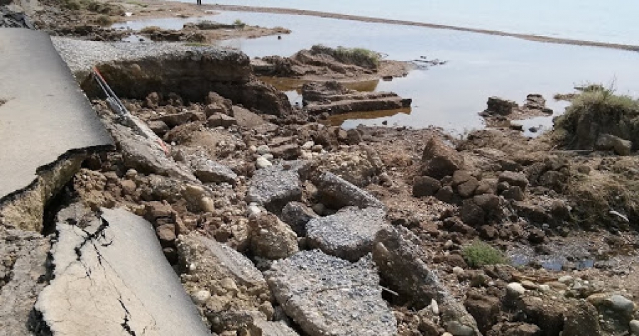 Η απάντηση του ΥΠΕΝ για την διάβρωση των ακτών στον Θερμαϊκό