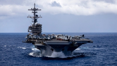 Έφτασε στην Μ. Ανατολή τρίτο αμερικανικό αεροπλανοφόρο