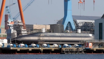 Ύποπτα drones εντοπίστηκαν πάνω από το ναυπηγείο της Thyssenkrupp στο Κίελο (maritime-executive.com)