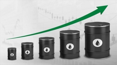 Άνοδος πάνω από 4% για το πετρέλαιο - Στα 120 δολ. κινείται το brent, στα 114 το αργό