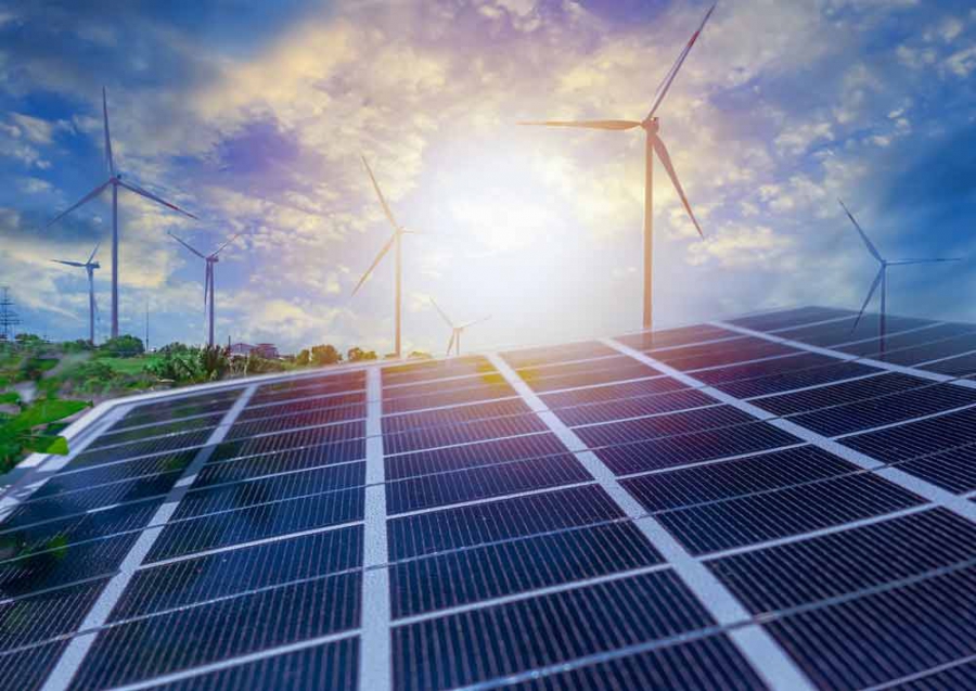 Η ενεργειακή μετάβαση των χωρών μοιάζει να είναι μονόδρομος, παρά τις δυσκολίες της αγοράς (Oil Price)