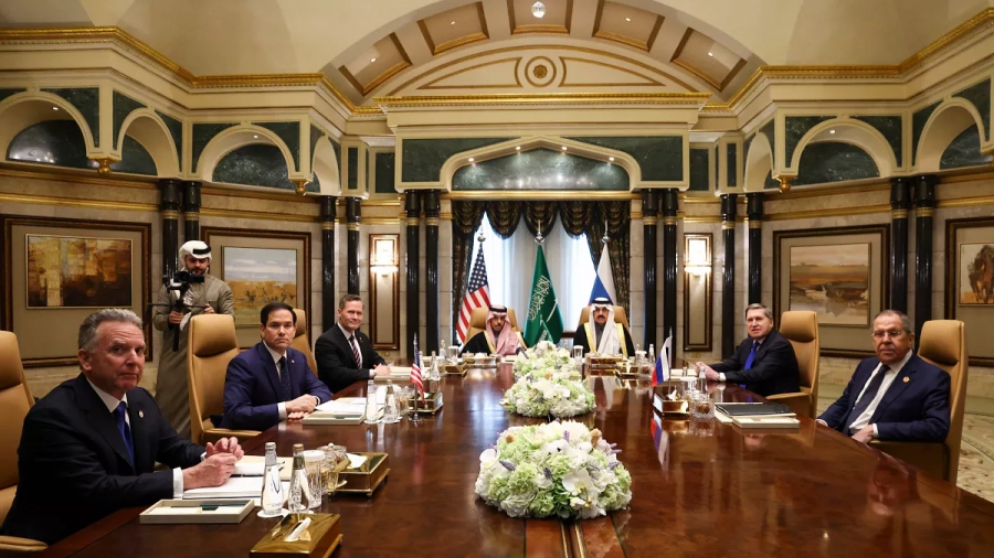 Ριάντ: Ξανά στο τραπέζι Ρωσία και ΗΠΑ για την Ουκρανία