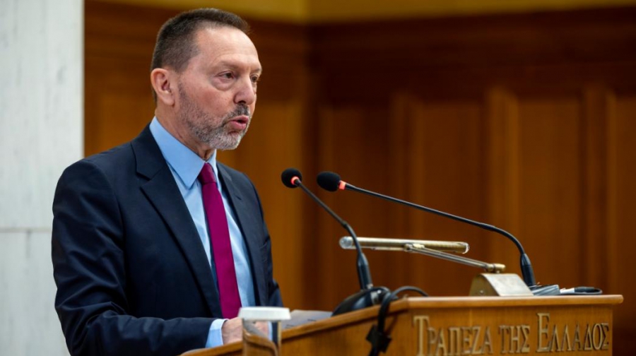 Γ. Στουρνάρας στο Politico: Η ΤτΕ θα αναθεωρήσει προς τα κάτω τις προβλέψεις της για την ανάπτυξη και τον πληθωρισμό