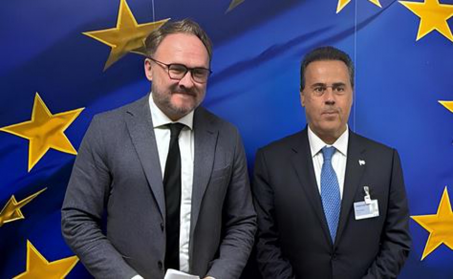 Η αντζέντα Παπασταύρου με Jorgensen στις Βρυξέλλες - Στόχος η υποκατάσταση 15 - 20 bcm ρωσικού αερίου με LNG