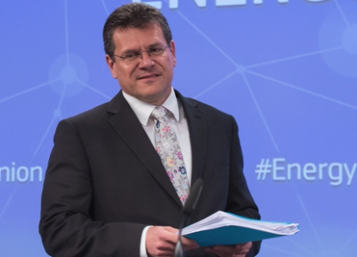 Sefcovic: Η ΕΕ θα μπορούσε να είναι αυτάρκης στις ηλεκτρικές μπαταρίες οχημάτων έως το 2025