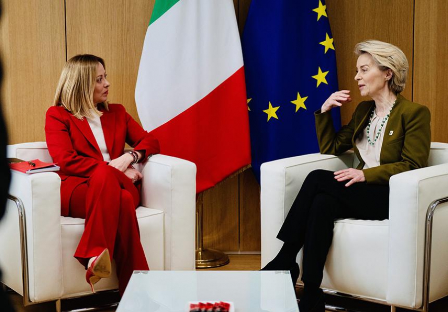 Η Meloni «βαράει» και η Von der Leyen «χορεύει» (Politico)