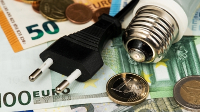 Ρεύμα: Επιδοτήσεις τέλος, ακριβαίνουν τα πράσινα τιμολόγια - Στα 160 ευρώ/MWh απογειώθηκε η μέση τιμής χονδρική τον Σεπτέμβριο!