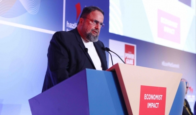 B. Mαρινάκης: Χαμηλό το εισόδημα στην Ελλάδα, ύπαρξη διαφθοράς - B.Johnson: Να πάρουμε τα 300 δισ παγωμένα ρωσικά assets