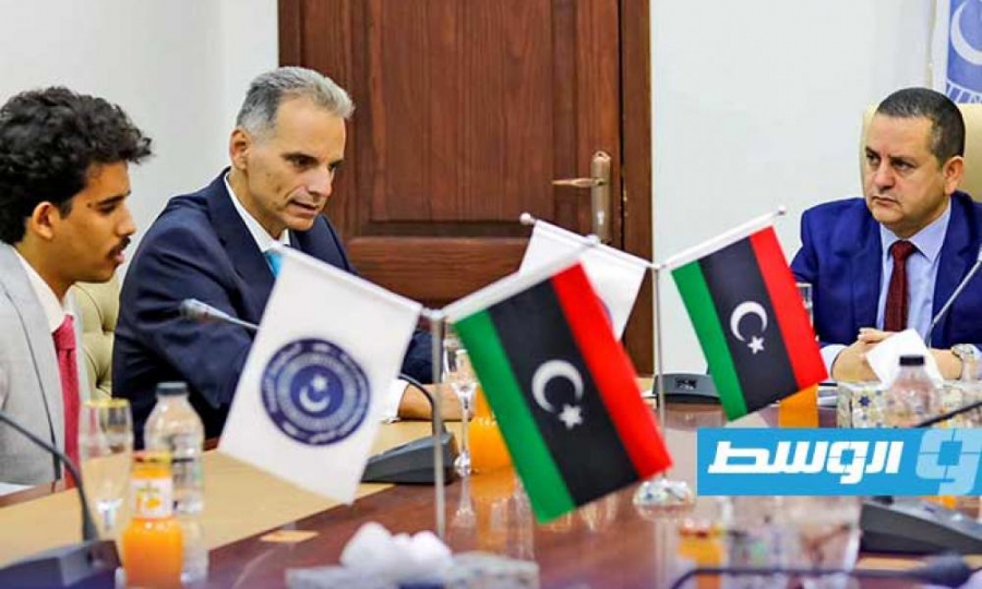 Ο Χαφτάρ ζητά θαλάσσια σύνδεση Κρήτης-Βεγγάζης και Τομπρούκ