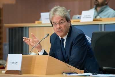 Gentiloni: H ΕΕ χρειάζεται περισσότερους τρόπους στήριξης των επιχειρήσεων για την ενεργειακή μετάβαση