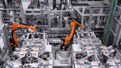 Έκθεση του Mobilist: Σταθερή η μείωση της τιμής των ηλεκτρικών οχημάτων - «Εύστοχες» Tesla και VW