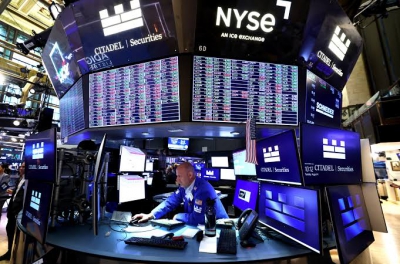Wall: S&P -0,45% στις 7,708 - Το 10ετές ομόλογο διαπραγματεύεται με απόδοση 5,227% - Πίεση στις μετοχές- Nvidia με buyback $235 δις