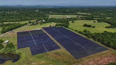 ΔΑΠΕΕΠ: Η Ελλάδα πρόσθεσε 724 MW ηλιακής ισχύος τον Μάιο παρά τις περικοπές και τις χαμηλές τιμές