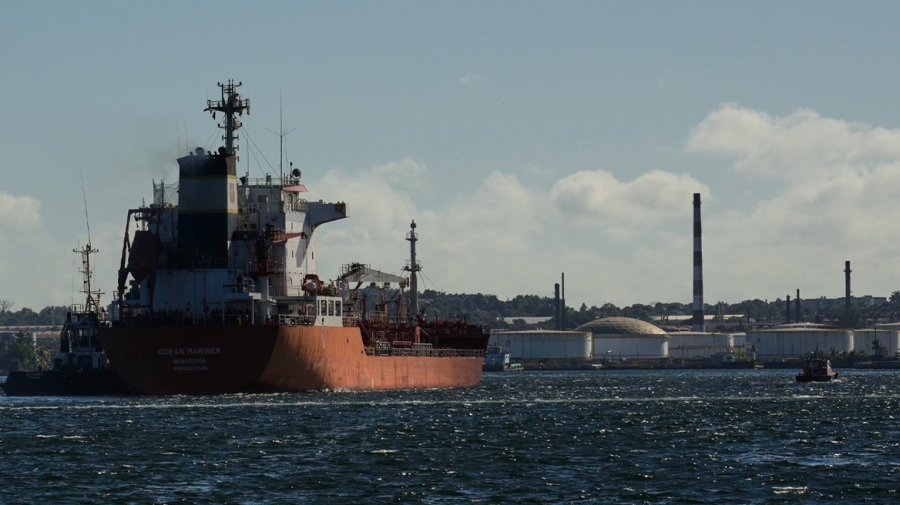 Η Ρωσία θα στείλει σύντομα αργό πετρέλαιο και καύσιμα στην Κούβα (Reuters)