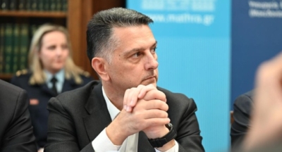 Παραιτήθηκε ο Μ.Μπεκίρης από διευθυντής του πρωθυπουργικού γραφείου στη Βουλή