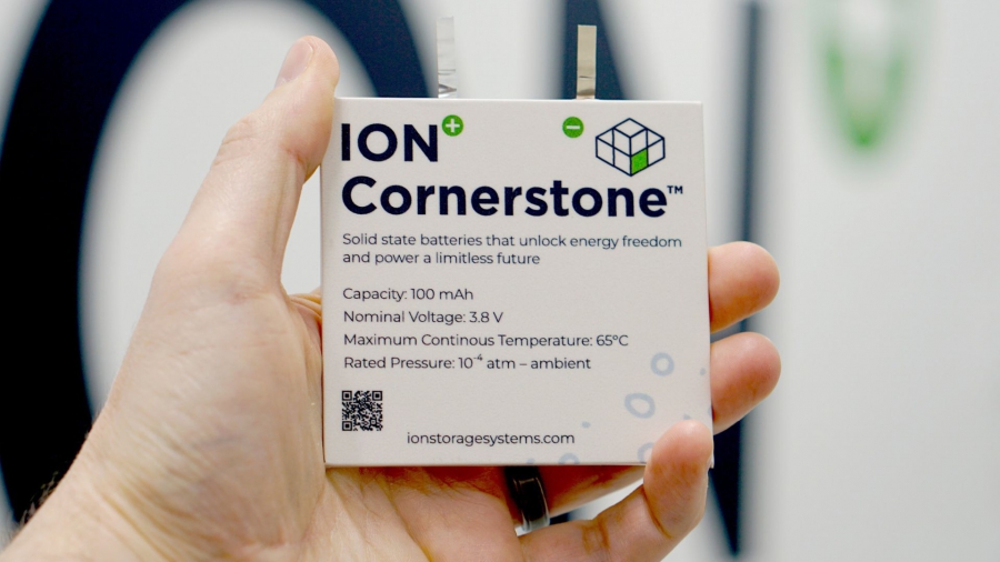 Η πρώτη αμερικανική μπαταρία στερεάς κατάστασης κερδίζει την έγκριση των πελατών, έτοιμη για μαζική παραγωγή (Interesting Engineering)