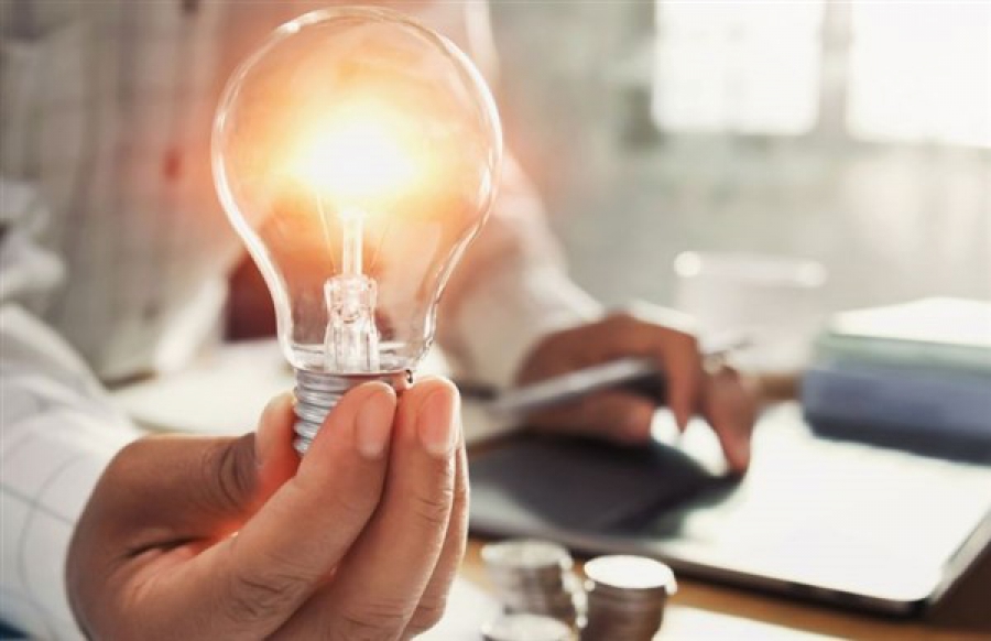 Στα 0,55 - 0,60 e/ kWh αναμένεται η τιμή αναφοράς στα νέα τιμολόγια - Γιατί θα είναι υψηλές οι τιμές για τον Αύγουστο