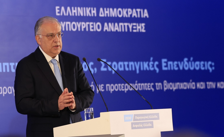 Θεοδωρικάκος: Συμβολή στον παραγωγικό μετασχηματισμό, 910 επενδύσεις, 2,5 δισ. ευρώ με 15000 νέες θέσεις εργασίας