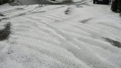 Η ηλιακή βιομηχανία αναζητά νέες τεχνολογίες για την προστασία από άγριες χαλαζοπτώσεις και καταιγίδες