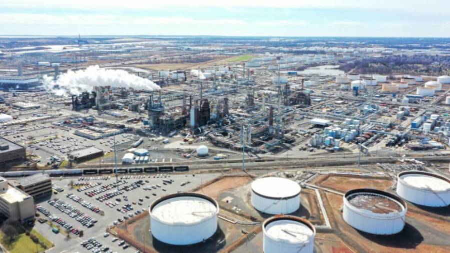 ΕΙΑ: Yποχώρησαν τα αποθέματα αργού στις ΗΠΑ, αυξήθηκαν της βενζίνης - Πτώση του πετρελαίου