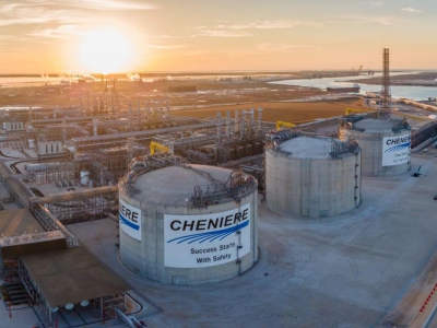 Cheniere: Το πράσινο φως περιμένει από την FERC για δύο ακόμα αμαξοστοιχίες παραγωγής LNG στο Corpus Christi